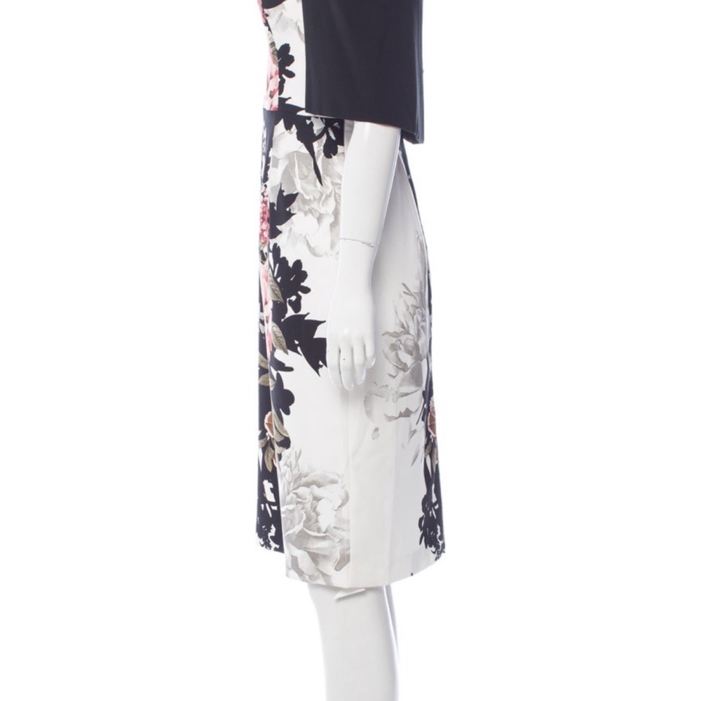 Black halo sheath floral cocktail dress - Picture 3 of 7
